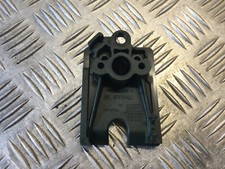 bride de carburateur pour  tronçonneuse sur perche  stihl HT 131