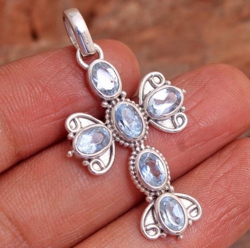 Pendentif topaze bleue - pendentif, en