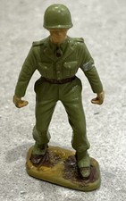 FIGURINE EN PLASTIQUE STARLUX