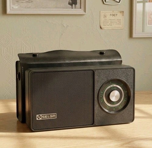 Ancien récepteur portable - , à
