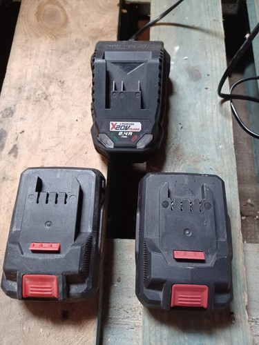 Chargeur batteries 20 - chargeur, 2