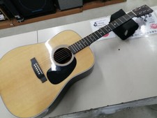 Guitare acoustique MARTIN D-28