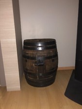 Tonneau en bois massif