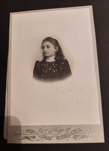 Photo ancienne portrait jeune
