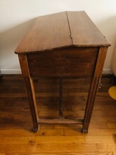 bureau/pupite bois ancien, debut XXéme bon état. Larg. 88cm prof.48cm haut. 80cm