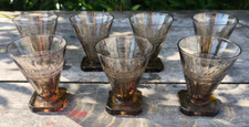 Vintage 7 verres à liqueur Art Déco en verre fumé taillé à facettes 5 cl