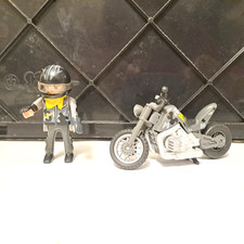 PLAYMOBIL 5118 MOTO DE COURSE custom noir avec motard Complet