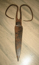 Outil ancien Grand Ciseau de berger métier.. en fer forgé Art populaire