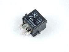 Relais Noir Etablir Contact