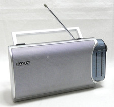 SONY ICF 704 L RADIO FM GRISE PORTABLE ALIMENTATION PILE OU SECTEUR PRISE CASQUE