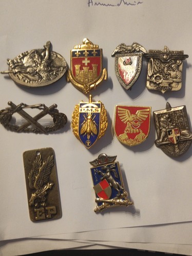 Lot insignes militaires - lot,