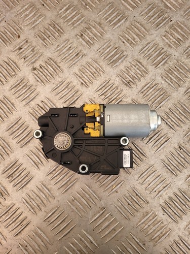 Moteur toit ouvrant
