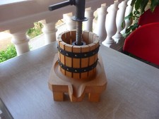 Pressoir à Raisin en Bois et Fonte Presse Fruit Déco Cuisine neuf