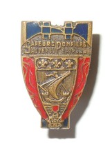INSIGNE MINIATURE DES SAPEURS