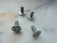 NOS ancien stock 4 vis  carter de vélo cyclo cyclomoteur ancien