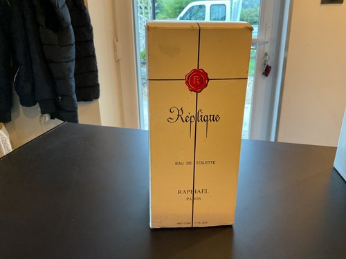 Eau toilette replique de - de,