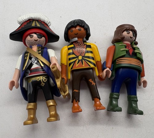 Playmobil pirate figures - pirate,