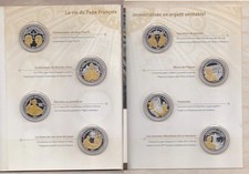 8 médailles en Argent Pape