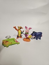 LOT DE 3 FIGURINES WINNIE L'OURSON ET 1 PORTE CLÉ PORTE PHOTO / COLLECTION 
