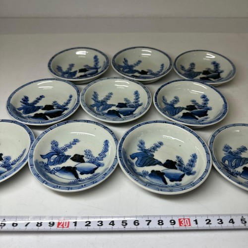 Lot petites assiettes - de,