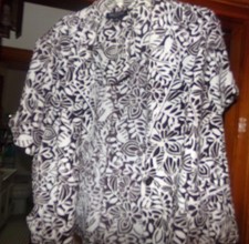 1 WOMANS PERCEPTIONS 22W BROWN AND WHITE S/S JACKET  24 INCHES PIT TO PIT