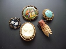 Lot de 5 Broches anciennes differentes