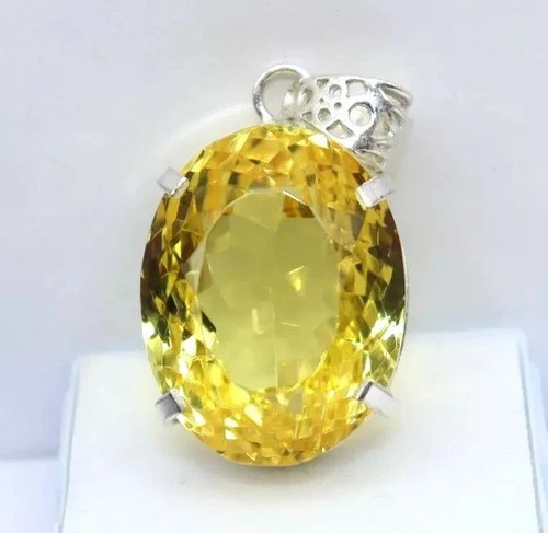 Topaze jaune coupe - 76, ovale