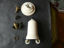 LAMPE SUSPENSION VINTAGE DE CUISINE EN PORCELAINE AVEC POULIE ET OPALINE