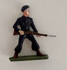 STARLUX militaire chasseur alpin série ordinaire (ref 31) fusil main