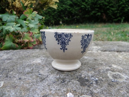 Adorable petit bol ancien - adorable, en