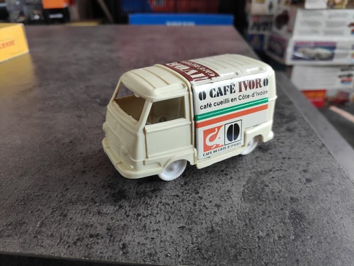 Sesame renault estafette - 1/43,