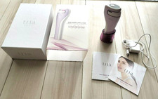 appareil facial laser soin vieillissement de la peau tria violet utilisé du J...