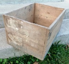 Rare caisse de ration Allemande datée 1943 pour 24 boîtes de compote de pommes