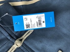 veste adidas nouvel an chinois