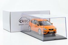 1:18 OTTOmobile Ford Focus Mk2