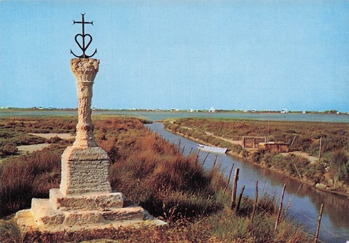 Croix des gardians - la,