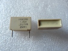 4 condensateurs MKT 0,33uF 330nF 250V 10% PROCOND