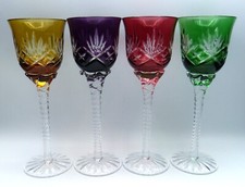 Grands verres en cristal