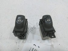 COMMANDE LEVE-VITRE AVANT