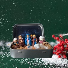 Mini crèche de Noël dans une