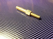 VIS DE FIXATION DE FILTRE A