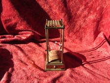 RARE ANCIEN PORTE AIGUILLES EN TROMPE L'OEIL DE PORTE PARAPLUIE EN BRONZE