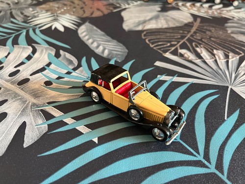 Ancienne voiture miniature - ancienne,