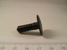 Piton plastique tapis de malle AR Peugeot 504 coupé/cabriolet à partir de 1978