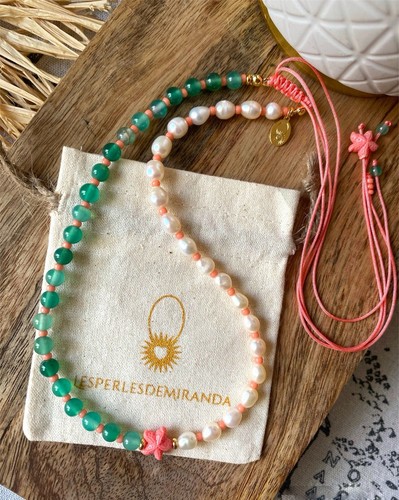 Collier ras cou perles - cou, de