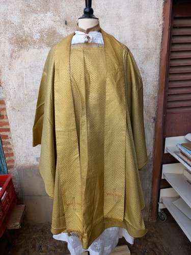 Chasuble prêtre vêtement - chasuble,