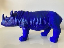 rhinocéros  Wowwee 1999 peint DLG YVES KLIEN devient une sculpture design