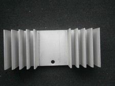 1 Piéce  Radiateur