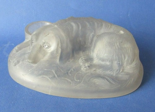 Encrier forme chien - forme, couché
