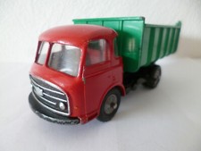 Trés beau SAVIEM fabrication CIJ benne basulante couleurs peu courantes